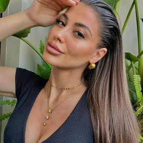 <a href='https://www.instagram.com/p/C6GicRNoD1E/'>Gorgeous @artemis_pft in “Stardust Hoops” and perfect necklace layering “Jade” & “Rose”✨#hadragirl #hadra_jewels #chokerchain #butterflypendant</a>